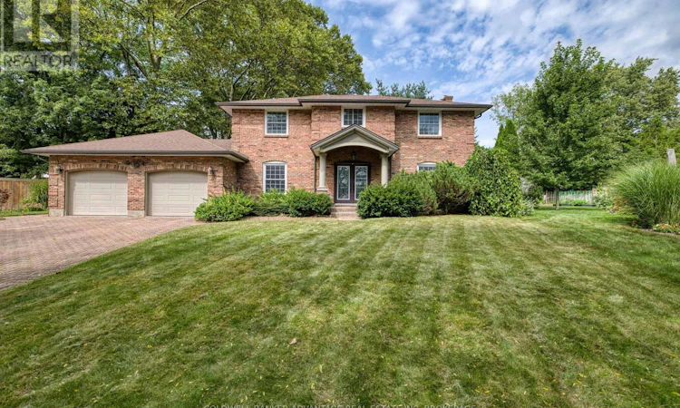 16 Willowdale Court