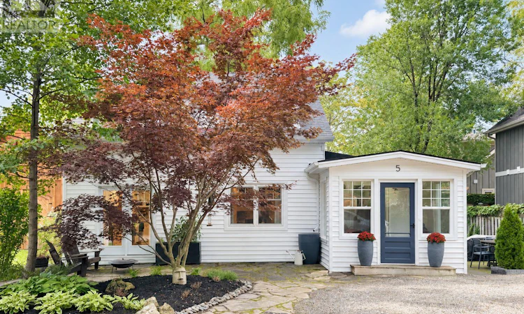 5 Luther Avenue
