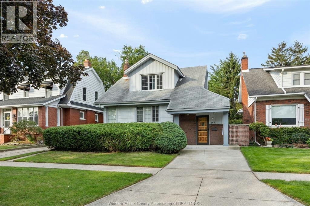 243 Esdras Place, Windsor, ON, N8S 2M4