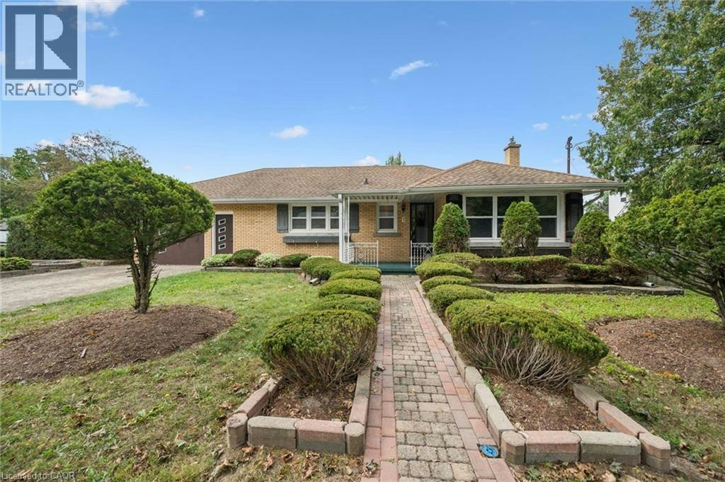 7 Admiral Road, Kitchener, ON, N2M 1R2