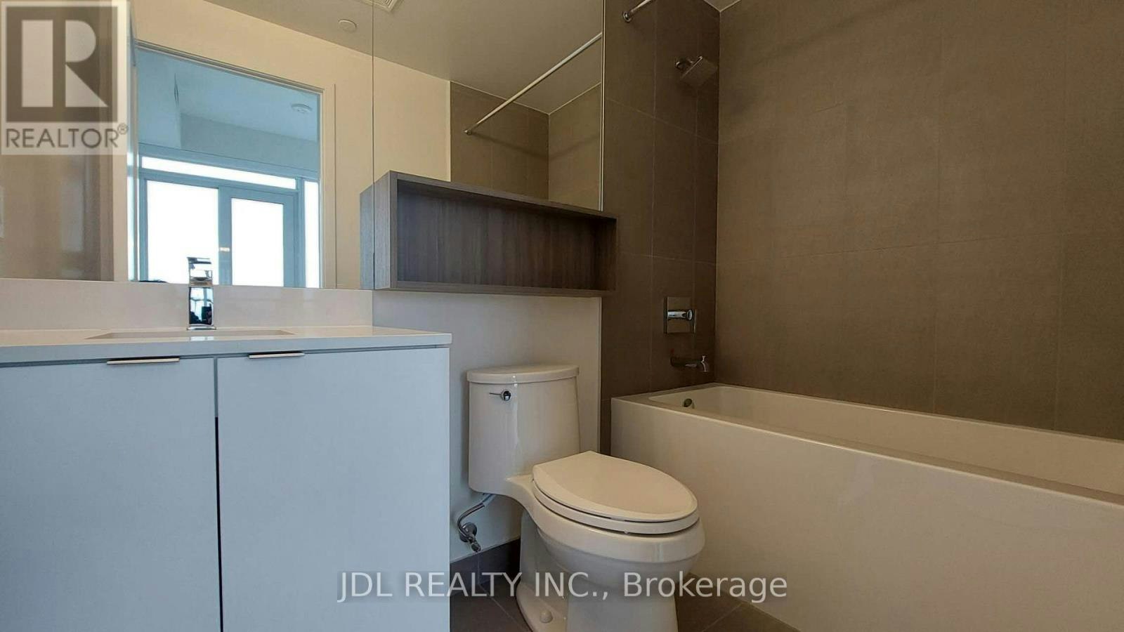 1704 70 Princess Street E, Toronto, ON, M5A 0X6 - 6