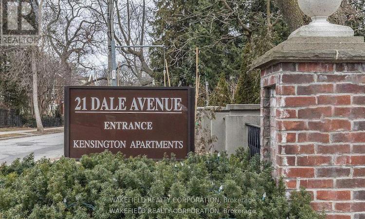 635-21 Dale Avenue
