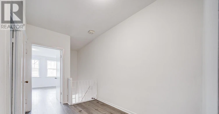 782 Dundas Street W, Toronto, ON, M6J 1V1 - 3