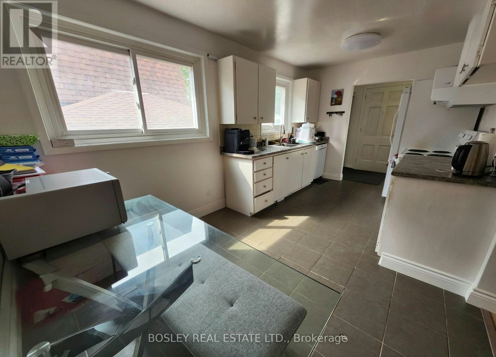MAIN-37 Summerside Crescent, Toronto, ON, M2H 1W9 - 4