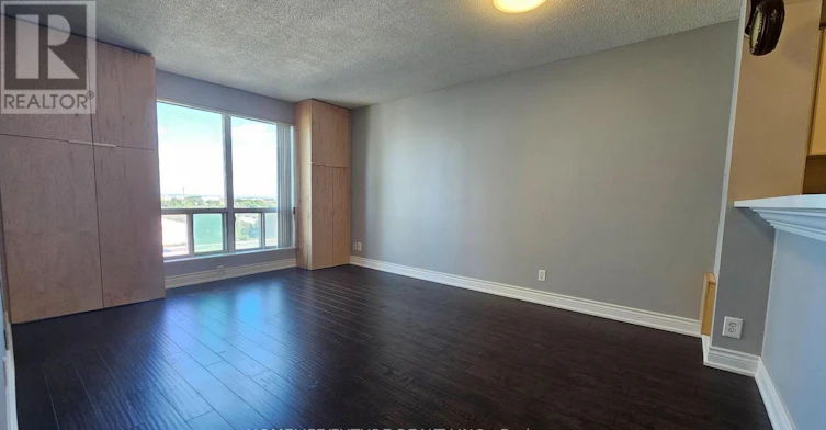 1212-1 Lee Centre Drive, Toronto, ON, M1H 3J2 - 8
