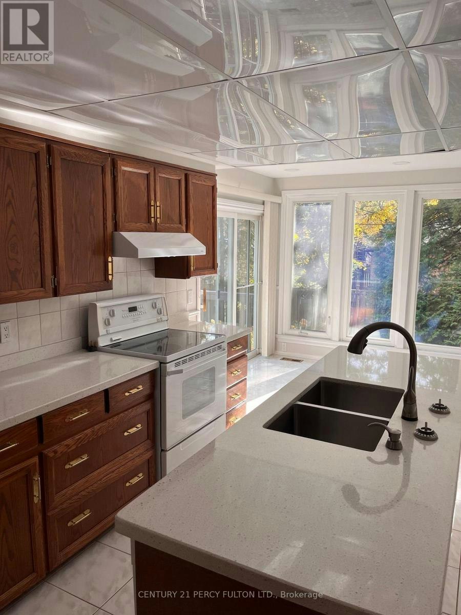 MAIN-380 Tareyton Road, Richmond Hill, ON, L4C 3X7 - 2