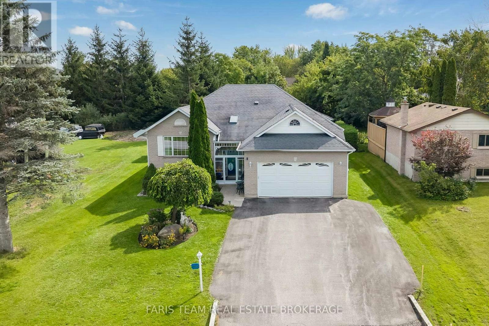 1033 Cameron Street, Innisfil, ON, L0L 1C0