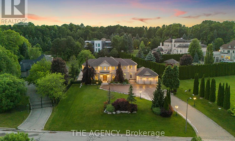 16 Dew Drop Court