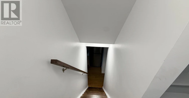 LOWER-152 Medland Street, Toronto, ON, M6P 2N5 - 7