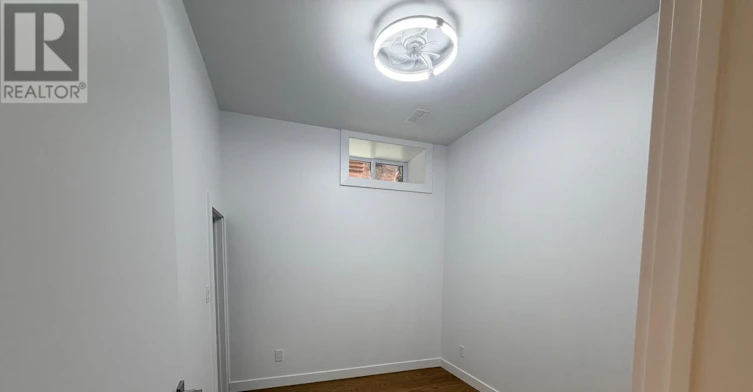 LOWER-152 Medland Street, Toronto, ON, M6P 2N5 - 17