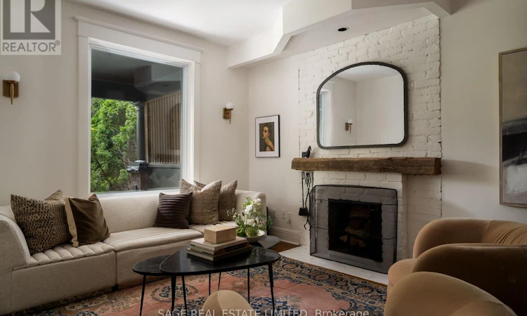 121 Glendale Avenue