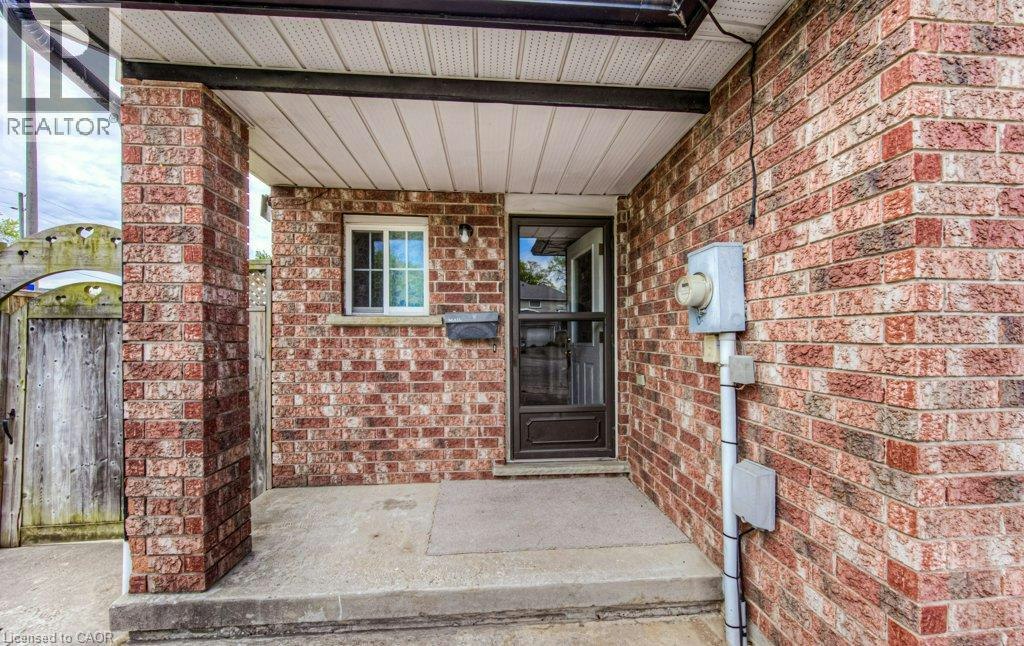 2A Paisley Heights, Cambridge, ON, N1R 1B5 - 4