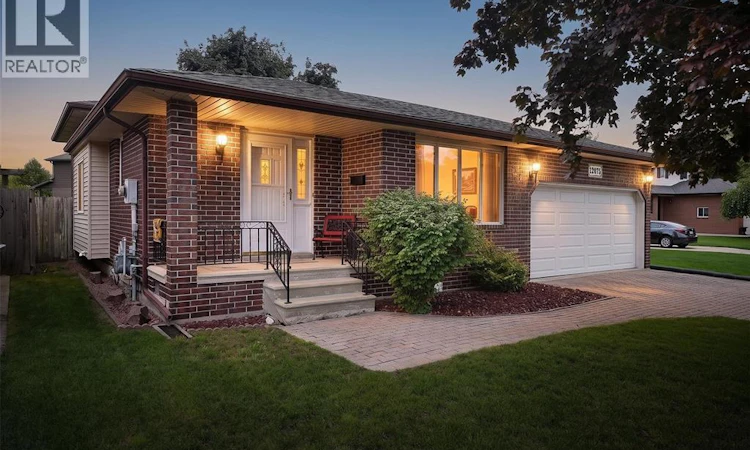 12075 St. Thomas Crescent