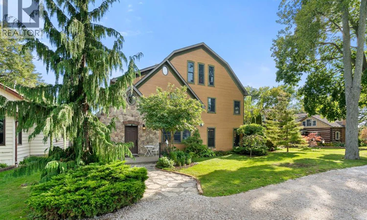 71 Scott Drive