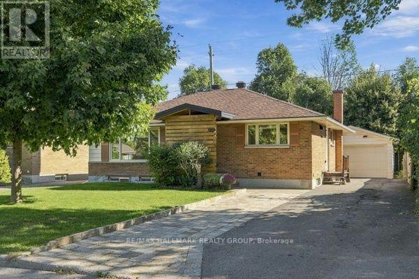 1321 Rideout Crescent, Ottawa, ON, K2C 2X9