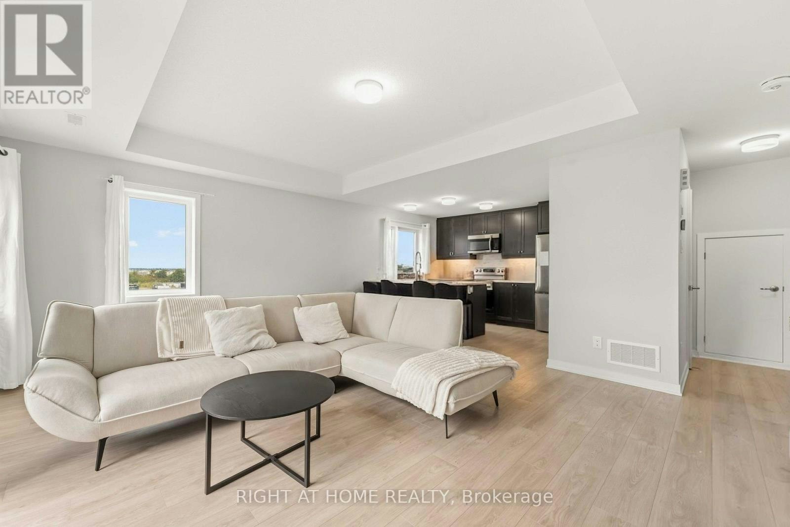 206 Parnian Private, Manotick, ON, K2J 6H3 - 10