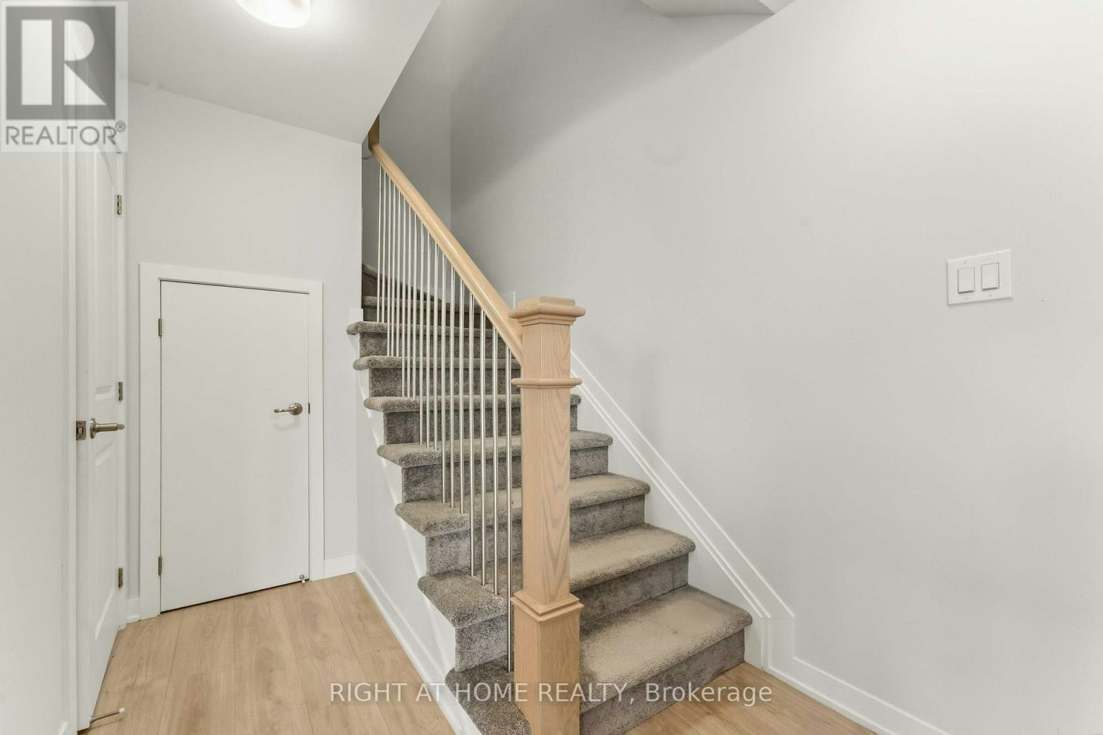 206 Parnian Private, Manotick, ON, K2J 6H3 - 2