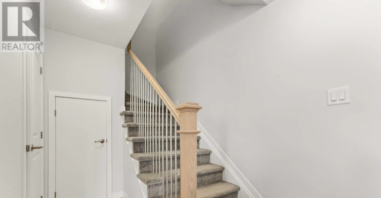 206 Parnian Private, Manotick, ON, K2J 6H3 - 2