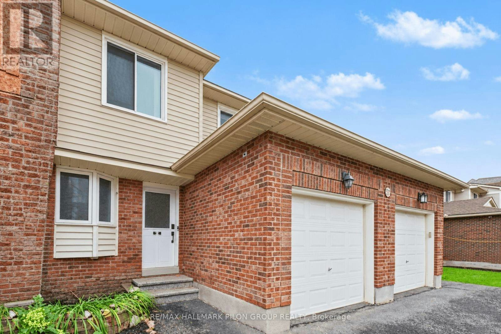 B-106 Valley Stream Drive, Ottawa, ON, K2H 9E1