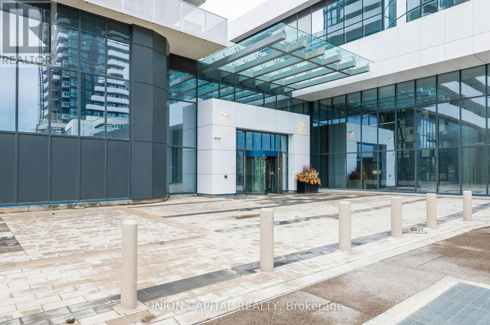 1210-225 Commerce Street, Vaughan, ON, L4K 0R1 - 3