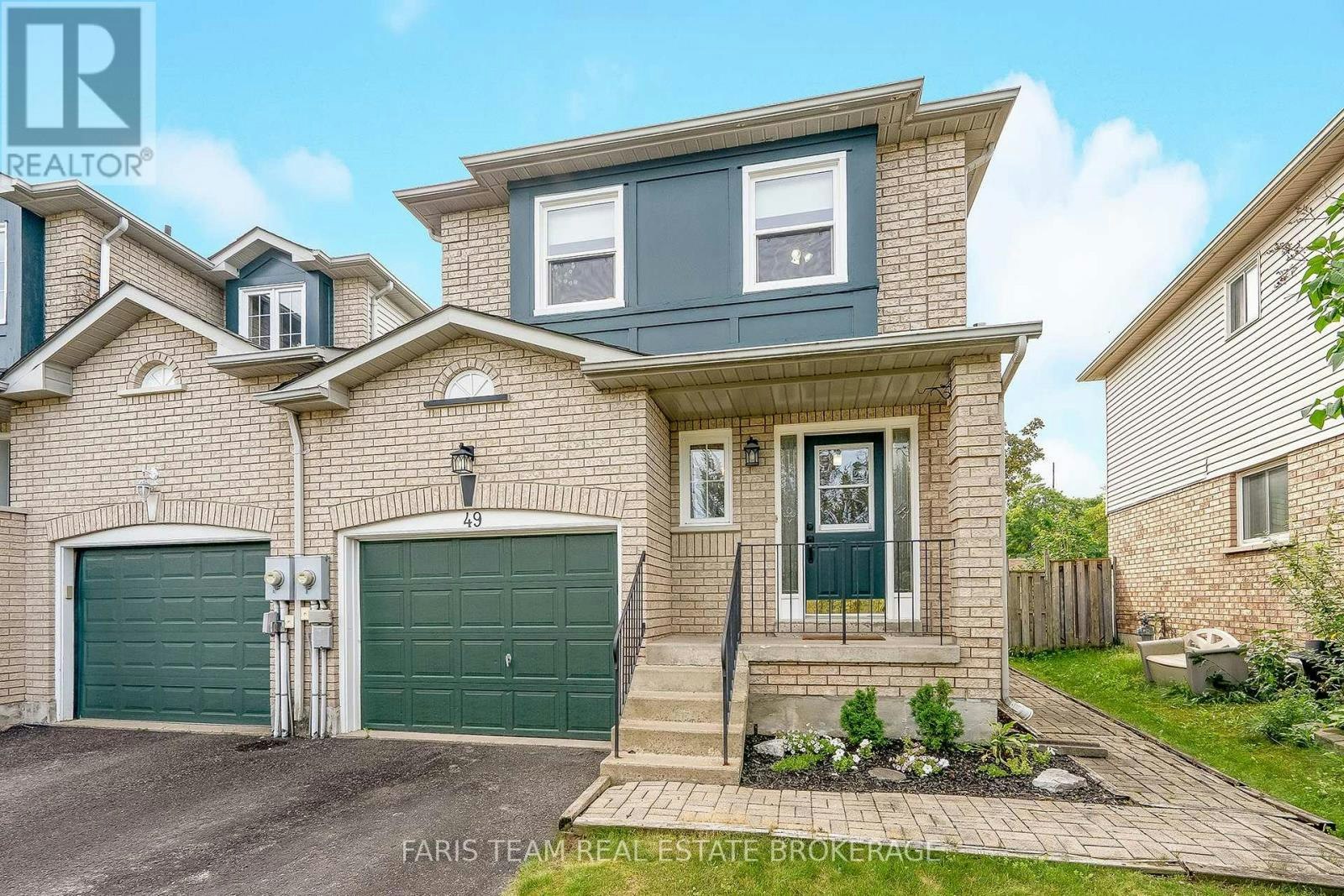 49 Cunningham Drive, Barrie, ON, L4N 8L4