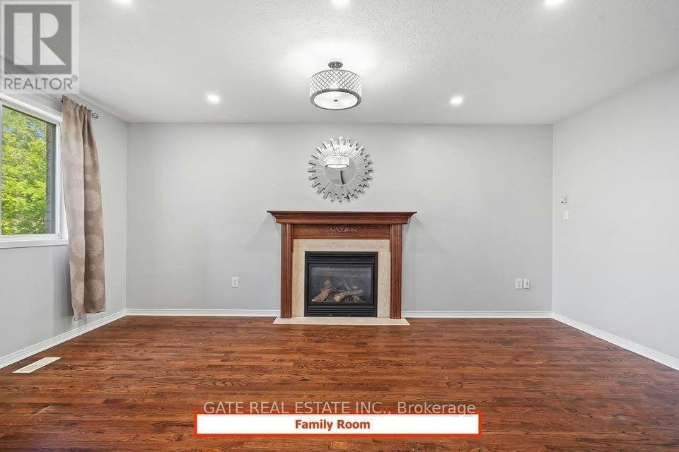 MAIN & 2ND FLOOR-50 Stunden Lane, Barrie, ON, L4N 0H1 - 10