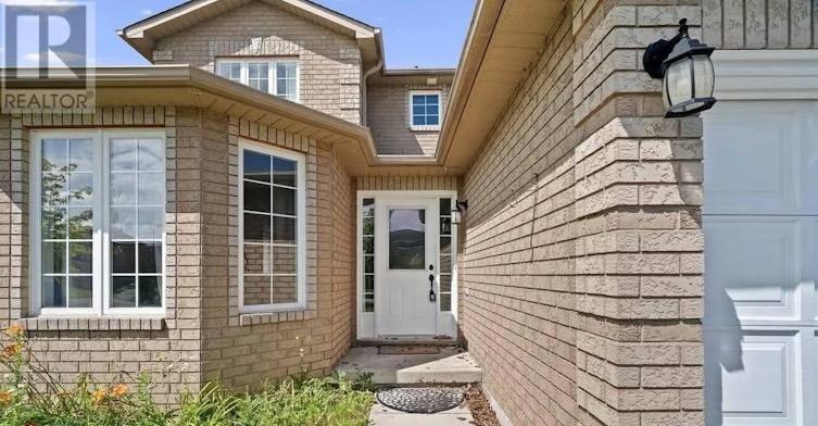 MAIN & 2ND FLOOR-50 Stunden Lane, Barrie, ON, L4N 0H1 - 2
