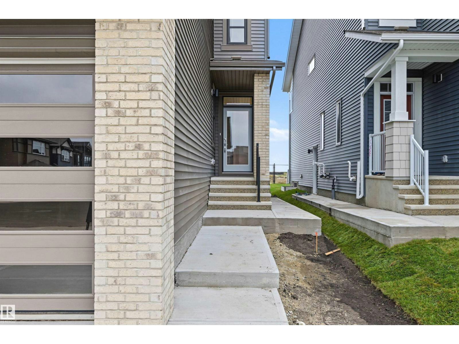 2345 Muckleplum Wy SW - 2