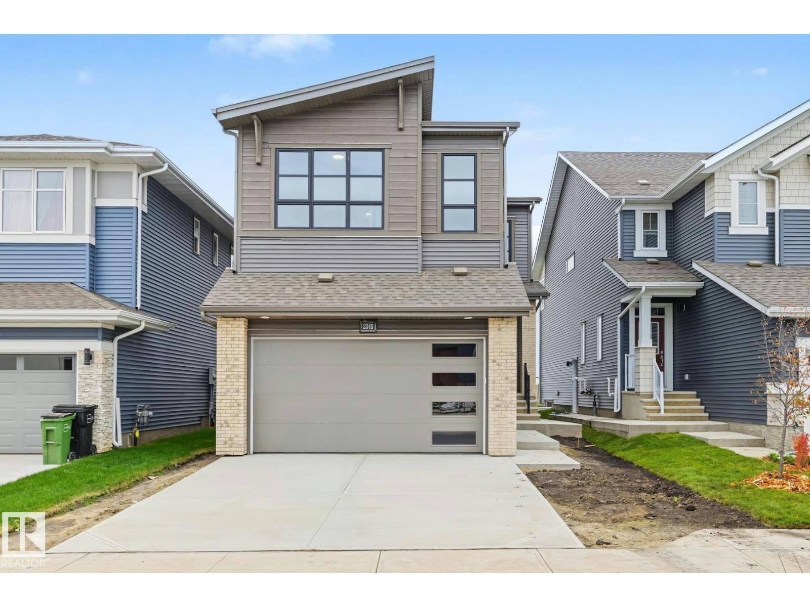 2345 Muckleplum Wy SW, Edmonton, AB, T6X 3J9
