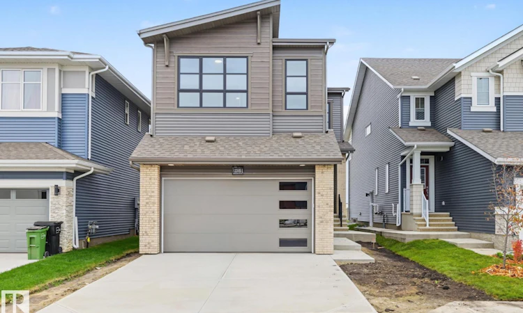 2345 Muckleplum Wy SW