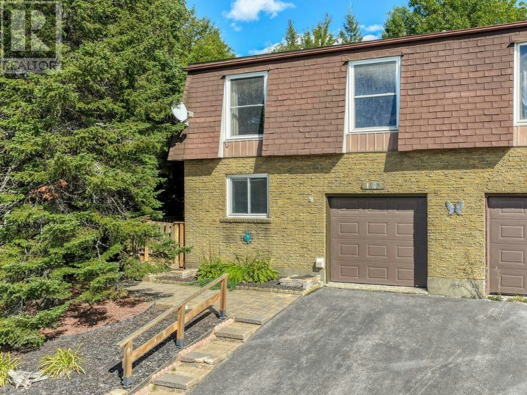 1400 Magnolia Boulevard, Greater Sudbury, ON, P3A 4V2