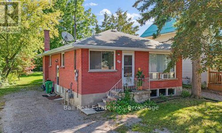 547 Albert Street