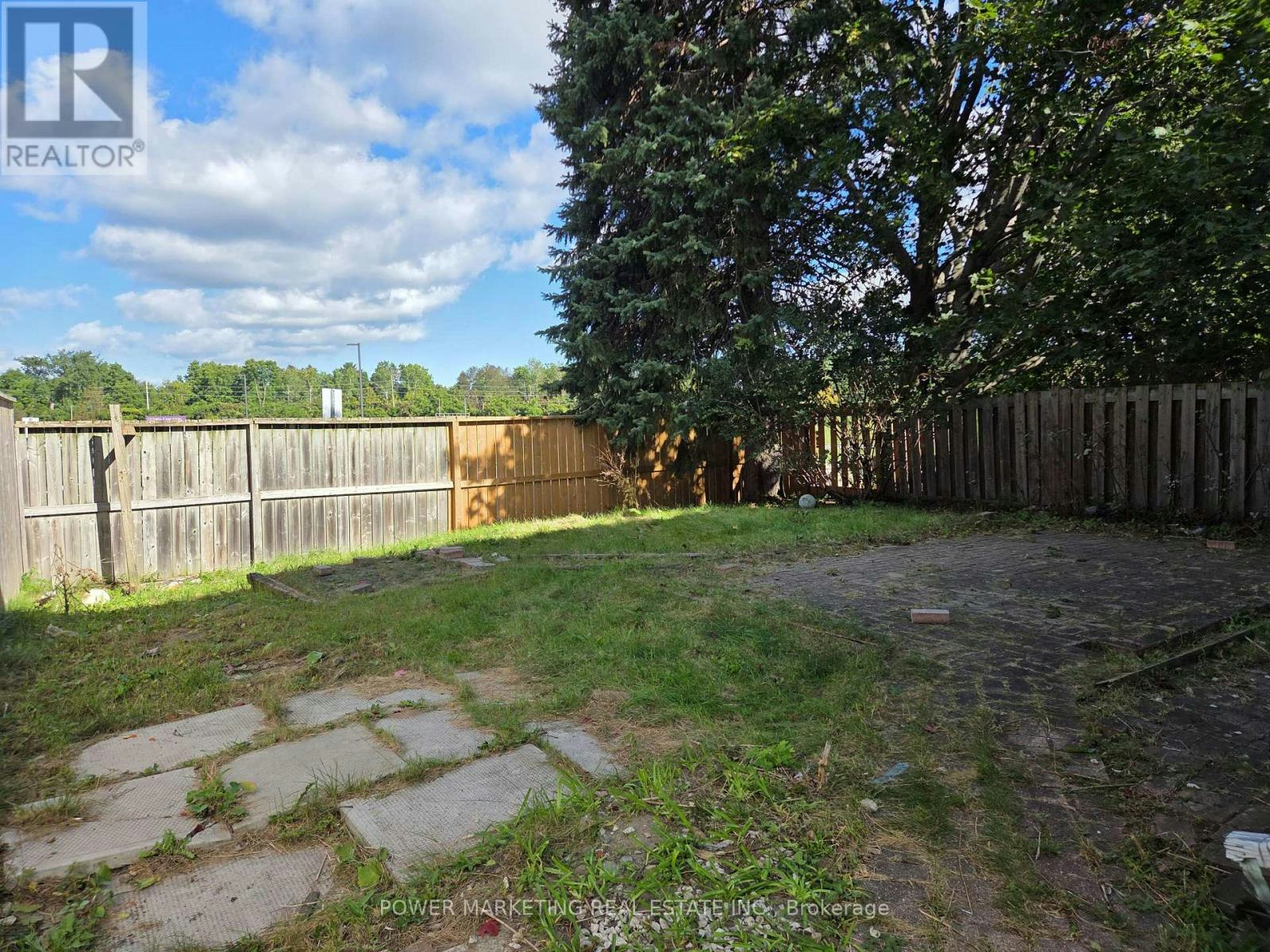 B-81 Craig Henry Drive, Ottawa, ON, K2G 3S8 - 11