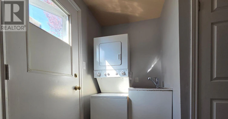 B-81 Craig Henry Drive, Ottawa, ON, K2G 3S8 - 10