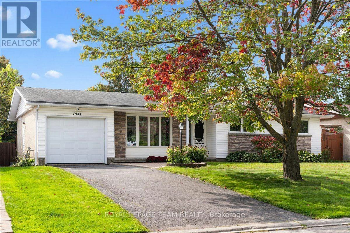 1844 Greenacre Crescent, Ottawa, ON, K1J 6S8