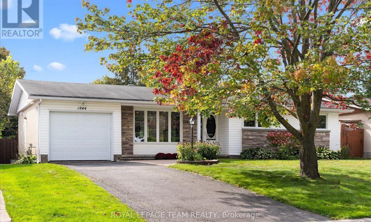 1844 Greenacre Crescent