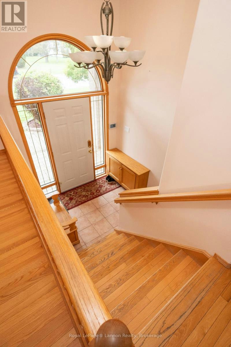 2196 Falconcrest Drive, Thunder Bay, ON, P7J 1H5 - 11