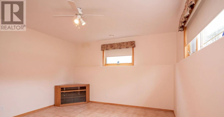 2196 Falconcrest Drive, Thunder Bay, ON, P7J 1H5 - 42