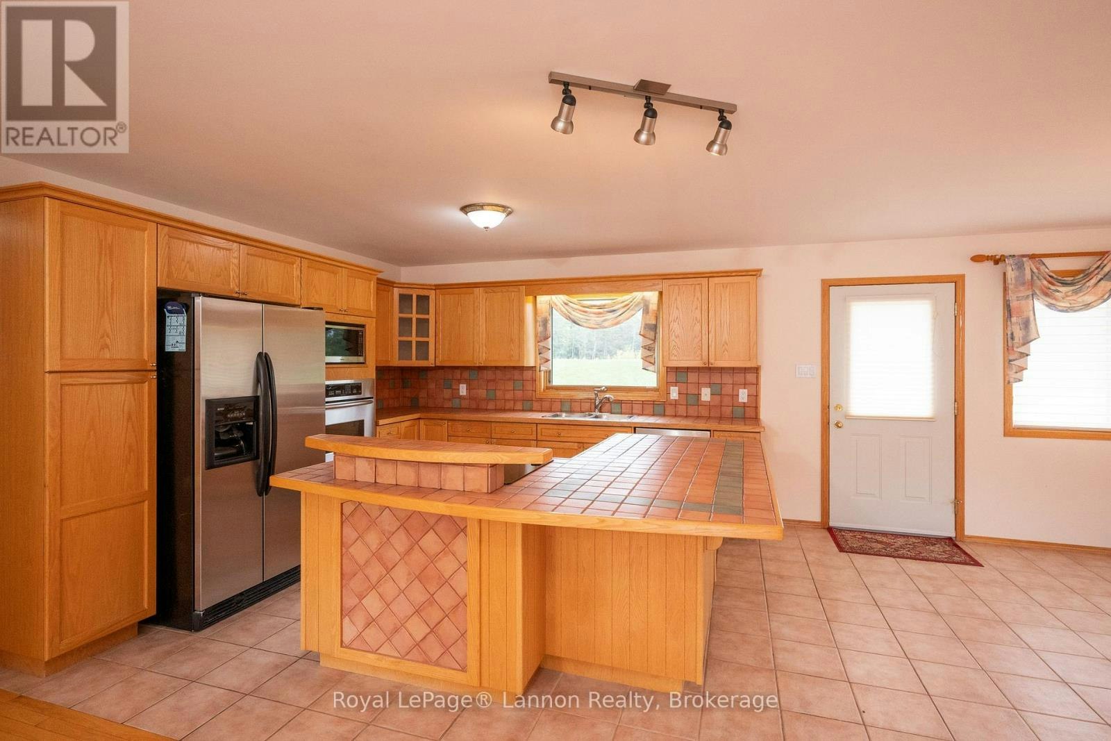 2196 Falconcrest Drive, Thunder Bay, ON, P7J 1H5 - 21