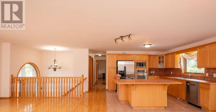 2196 Falconcrest Drive, Thunder Bay, ON, P7J 1H5 - 22