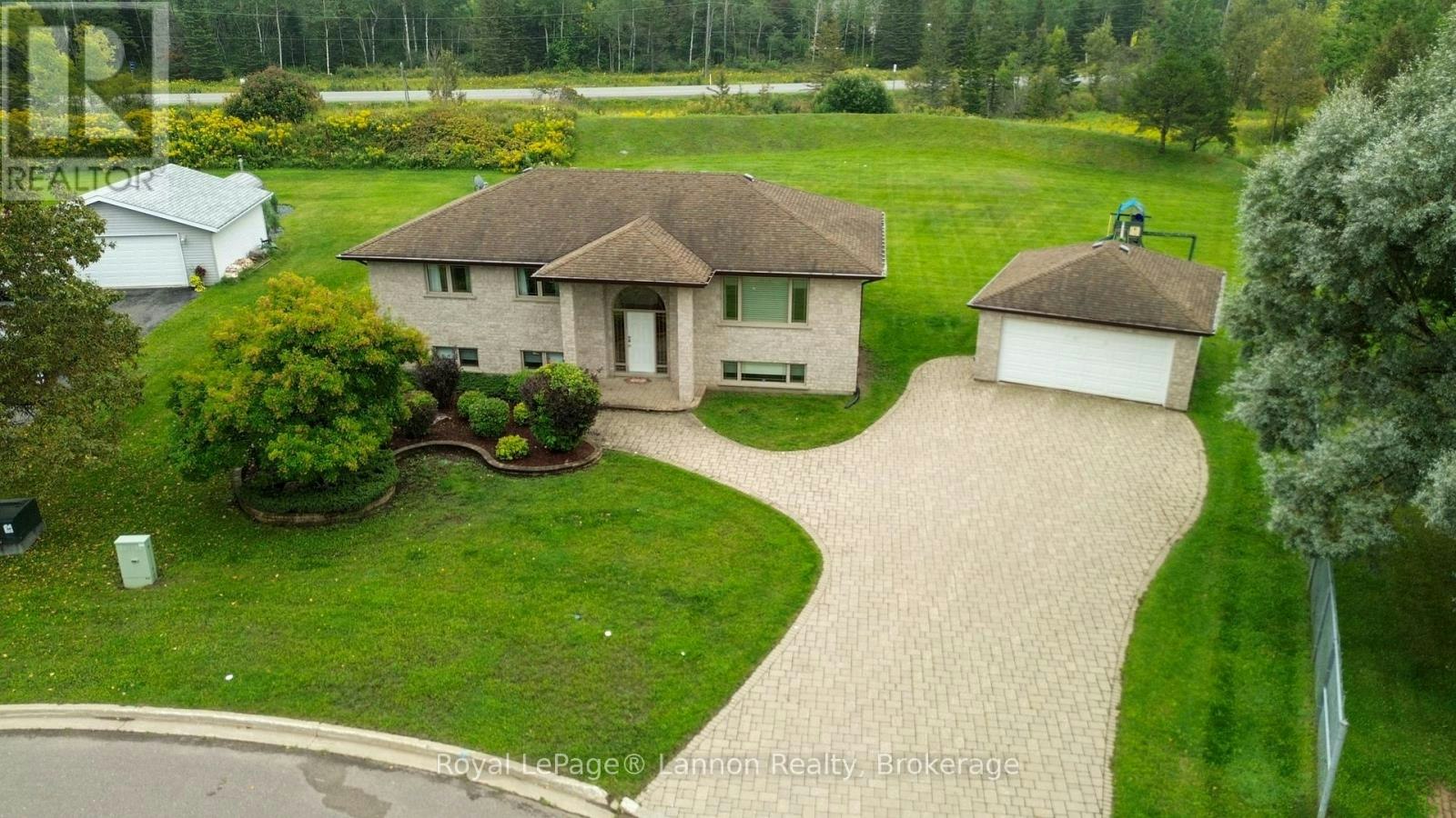 2196 Falconcrest Drive, Thunder Bay, ON, P7J 1H5 - 6
