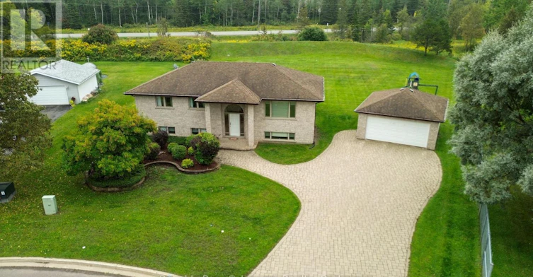 2196 Falconcrest Drive, Thunder Bay, ON, P7J 1H5 - 6