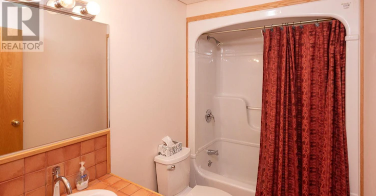 2196 Falconcrest Drive, Thunder Bay, ON, P7J 1H5 - 39