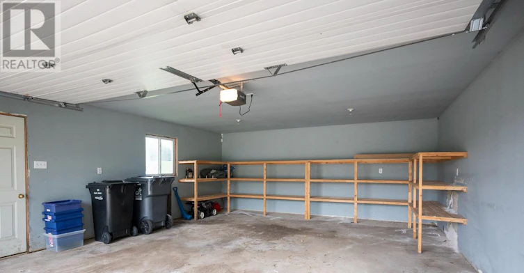 2196 Falconcrest Drive, Thunder Bay, ON, P7J 1H5 - 49