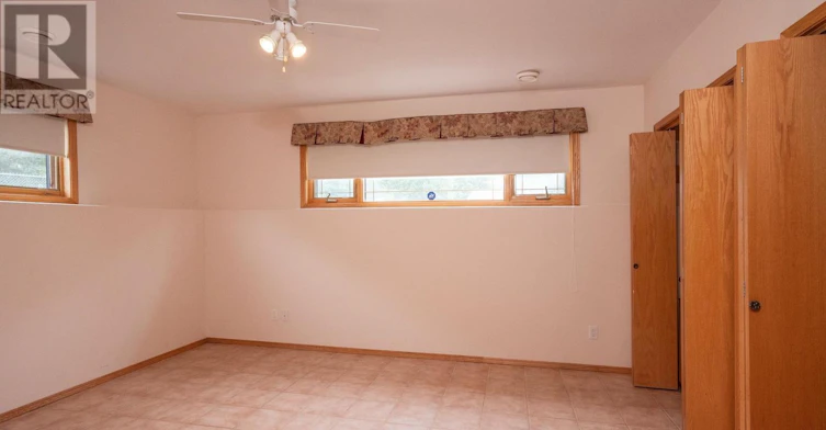 2196 Falconcrest Drive, Thunder Bay, ON, P7J 1H5 - 40