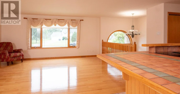 2196 Falconcrest Drive, Thunder Bay, ON, P7J 1H5 - 12