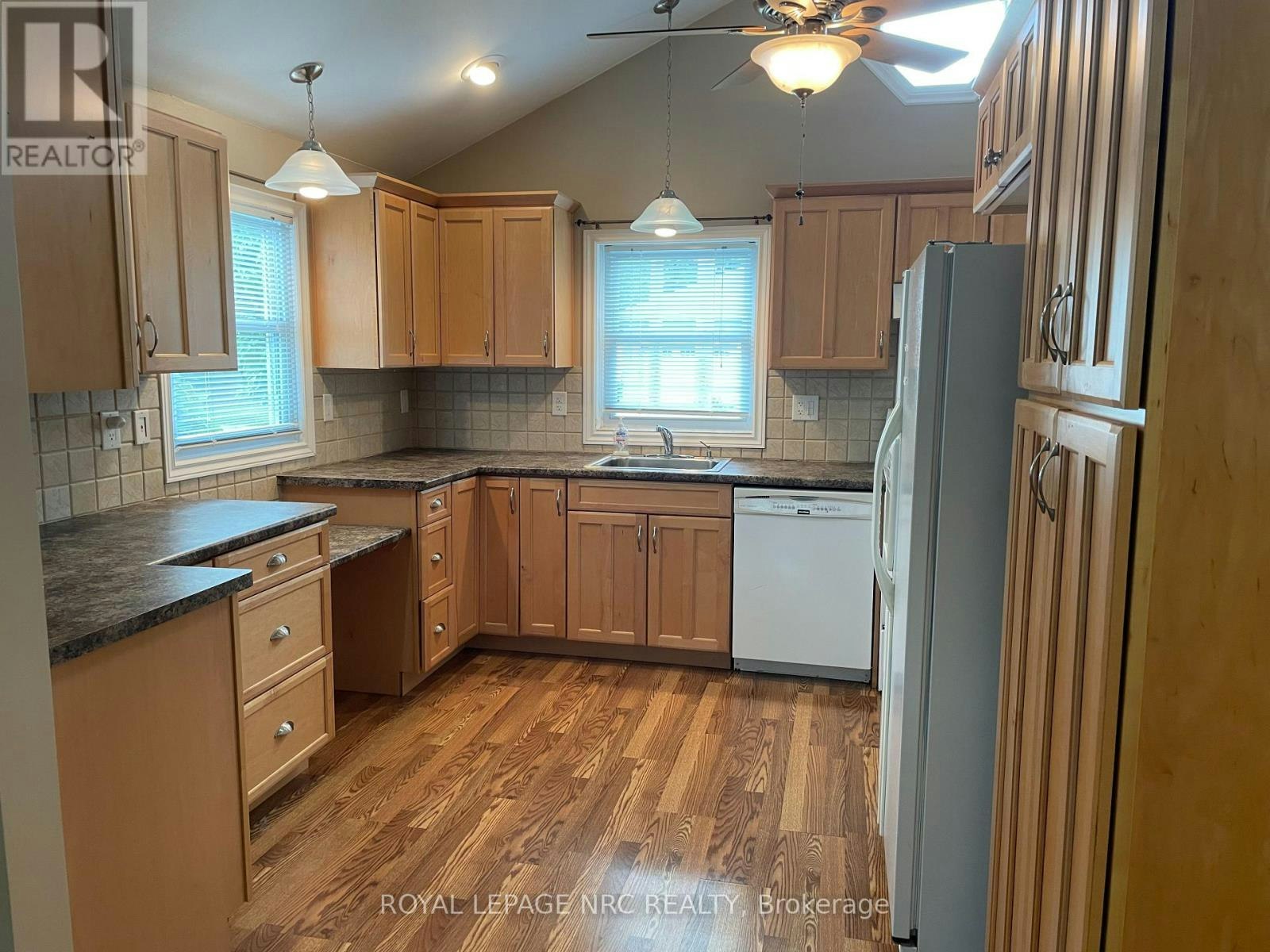 3241 Grove Avenue, Fort Erie, ON, L0S 1N0 - 8