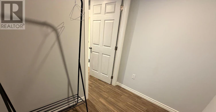 15 Springhead (Lower Gardens, Welland, ON, L3C 5A7 - 3