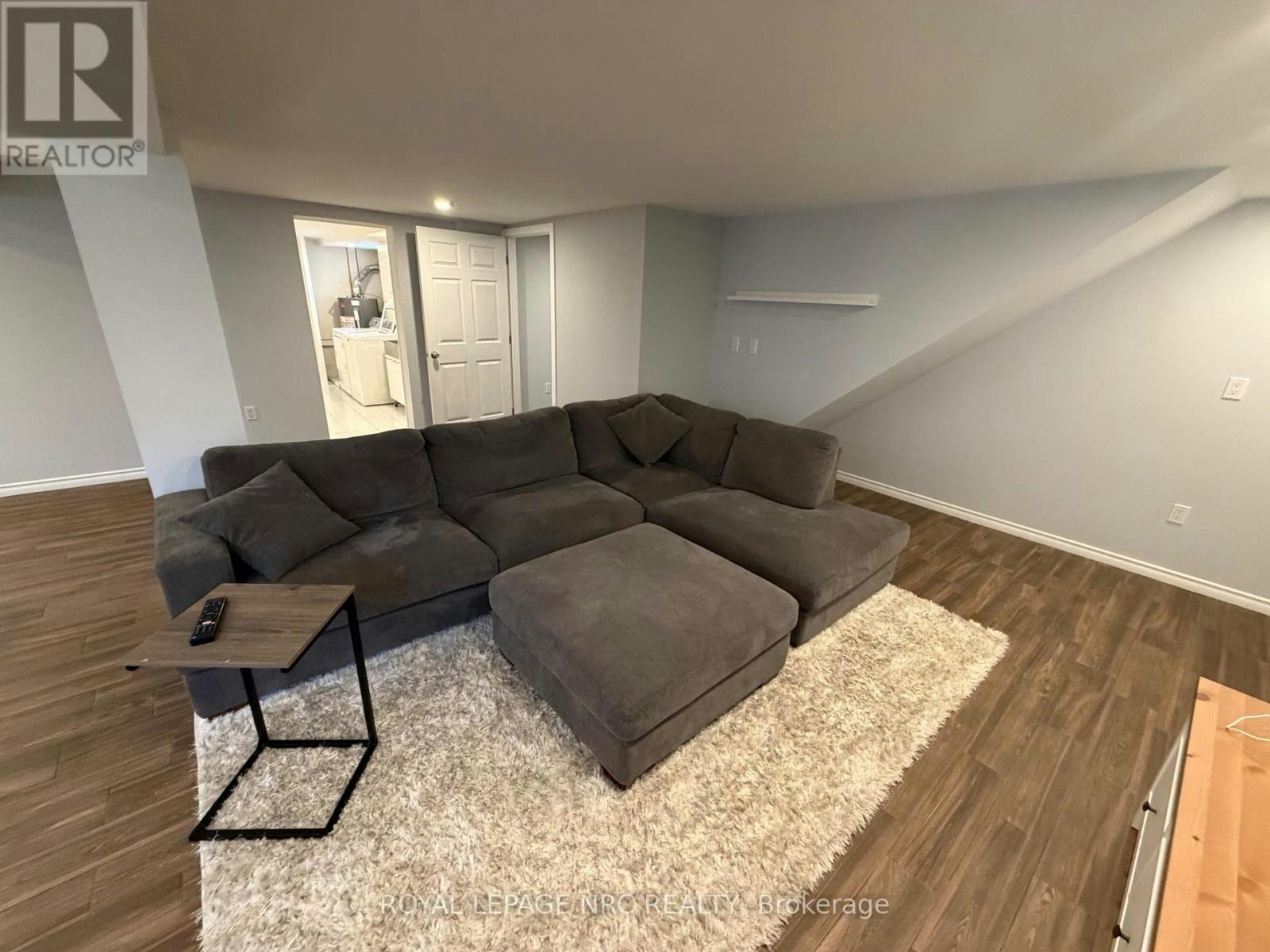 15 Springhead (Lower Gardens, Welland, ON, L3C 5A7 - 12
