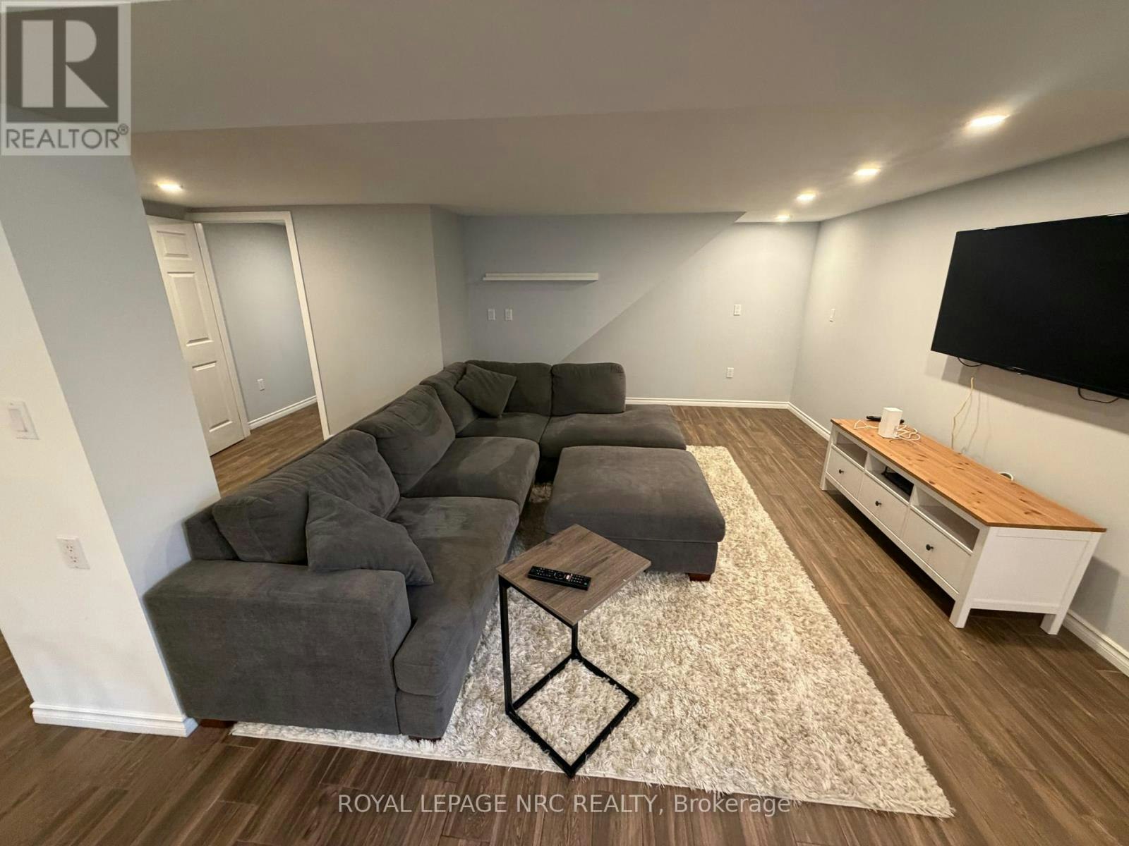 15 Springhead (Lower Gardens, Welland, ON, L3C 5A7 - 11